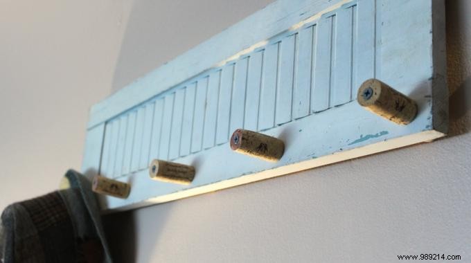 DIY Wine Cork Coat Rack: Easy, Budget-Friendly Tutorial for Homeowners