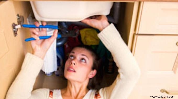 7 Proven DIY Tips to Unclog Sinks, Showers, and Bathtubs Without Calling a Plumber