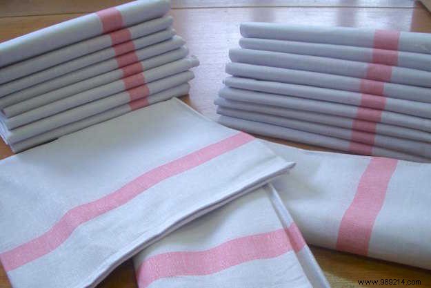 29 Expert Tips to Make Dishwashing Faster and Easier