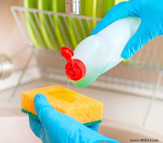 29 Expert Tips to Make Dishwashing Faster and Easier
