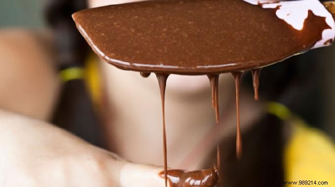 9 Proven Tricks to Remove Chocolate Stains from Clothes, Upholstery, Carpets, and Leather