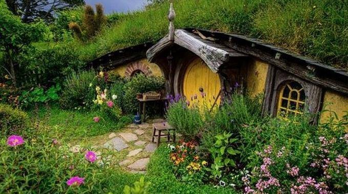 11 Enchanting Homes Nestled in Nature: Dreamy Retreats from Around the World