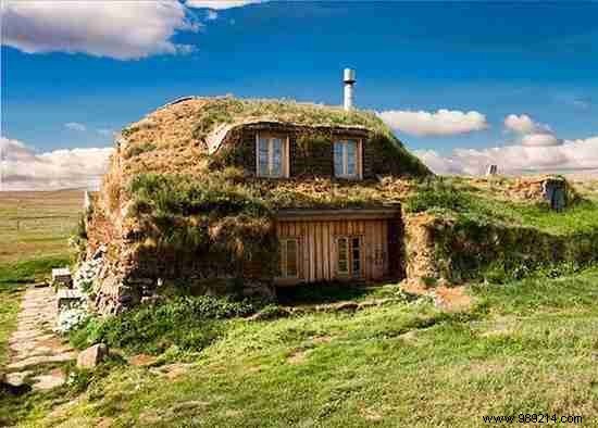 11 Enchanting Homes Nestled in Nature: Dreamy Retreats from Around the World