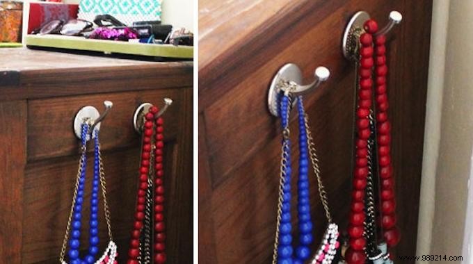 Space-Saving Necklace Storage Hack: Organize with Adhesive Hooks