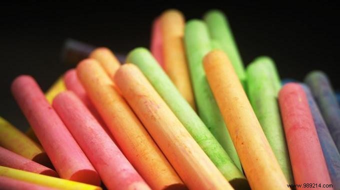 21 Ingenious Everyday Uses for Chalk: Cleaning, Home Hacks, and More