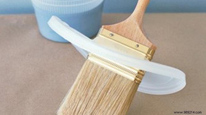 Proven DIY Hack: Prevent Paint Splatter on Floors When Painting Ceilings