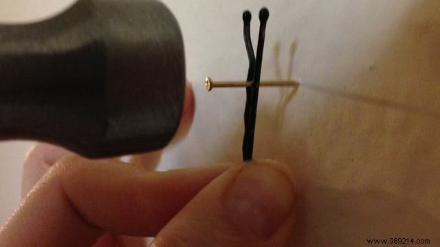 6 Genius Ways to Repurpose Bobby Pins Beyond Hairstyling