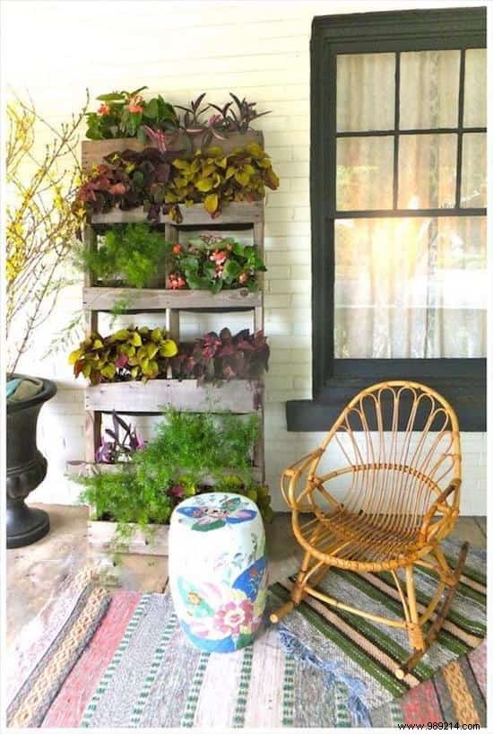 24 Creative Ways to Repurpose Old Wooden Pallets: DIY Ideas from Seasoned Experts