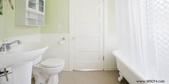 How to Clean Your Entire House in Under 1 Hour: Tips from a Former Housekeeper