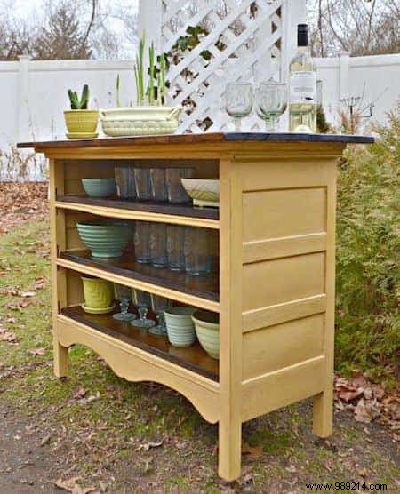 63 Genius Upcycling Ideas to Breathe New Life into Old Furniture