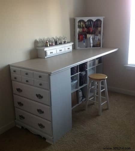 63 Genius Upcycling Ideas to Breathe New Life into Old Furniture