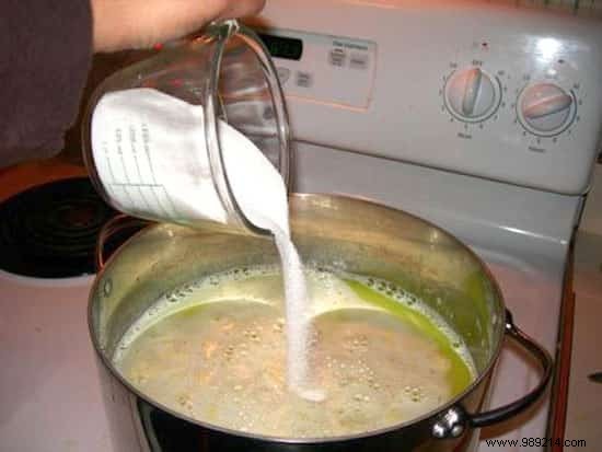 19 Proven Ways to Use Soda Crystals for Powerful Natural Home Cleaning