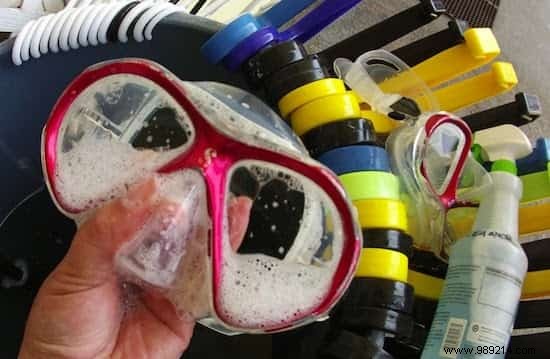 31 Genius Dish Soap Hacks for Cleaning, Gardening, and Home Maintenance