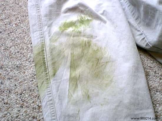 23 Proven Uses for 70% Isopropyl Alcohol Around the Home