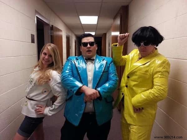 23 Real Photos Proving Duct Tape Can Fix, Craft, and Customize Almost Anything