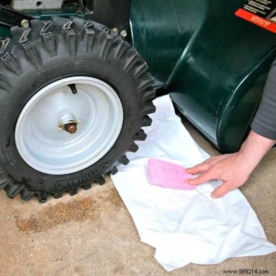 10 Ingenious Ways to Use Sponges Around the Home