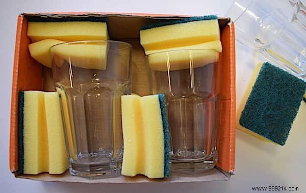10 Ingenious Ways to Use Sponges Around the Home