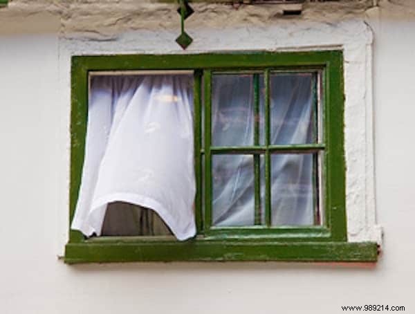 12 Proven Ways to Cool Your Home Without Air Conditioning This Summer