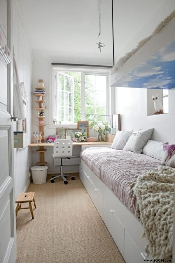 20 Brilliant Space-Saving Ideas for Small Bedrooms: Maximize Style and Storage