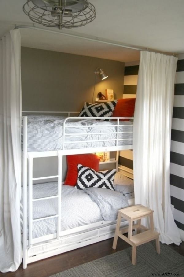 20 Brilliant Space-Saving Ideas for Small Bedrooms: Maximize Style and Storage