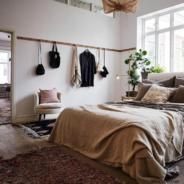 17 Proven Space-Saving Tips for Small Apartments: Maximize Every Inch