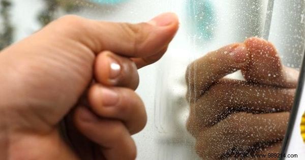 10 Proven Natural Hacks for a Spotless Bathroom Every Time