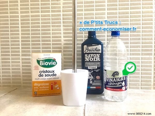 How to Clean and Disinfect Your Toilet Brush: A Simple, Bleach-Free Method