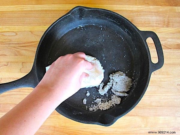 50 Proven Cleaning Hacks to Simplify Your Home Life