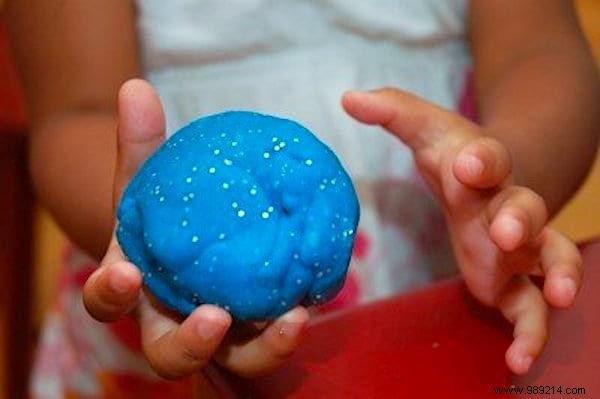 50 Proven Cleaning Hacks to Simplify Your Home Life