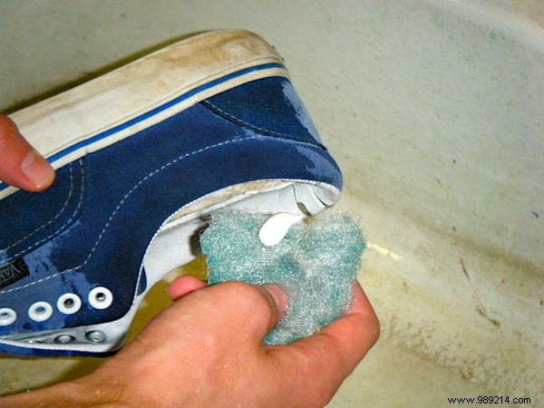 50 Proven Cleaning Hacks to Simplify Your Home Life