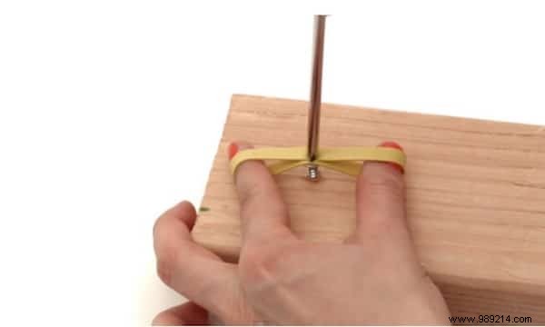 47 Genius Rubber Band Hacks: Practical Solutions for Home, Kitchen, and Crafts