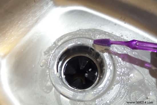 26 Genius Ways to Repurpose Your Old Toothbrush: Proven Cleaning Hacks