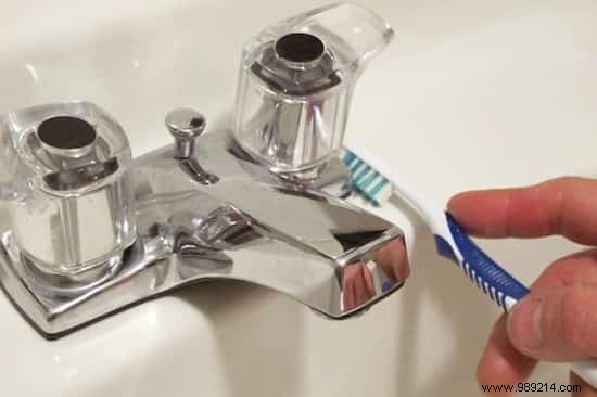 26 Genius Ways to Repurpose Your Old Toothbrush: Proven Cleaning Hacks