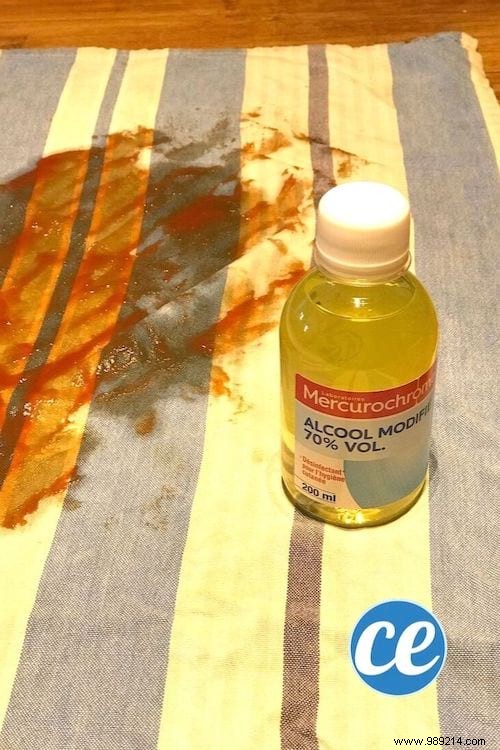 10 Ingenious Uses for 70% Rubbing Alcohol Around the Home