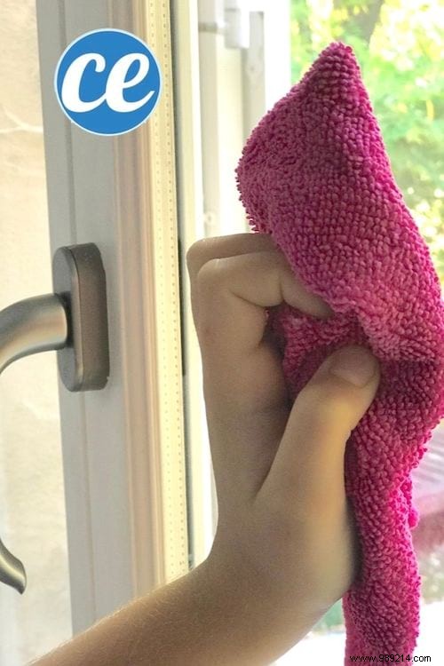 10 Ingenious Uses for 70% Rubbing Alcohol Around the Home