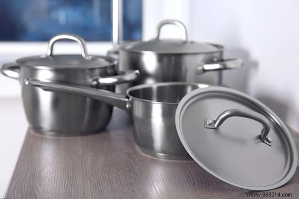 7 Proven Tips to Effortlessly Clean Every Type of Pot and Pan