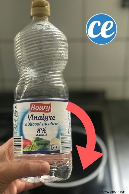 3 Proven Tips to Eliminate Lingering Kitchen Odors with White Vinegar