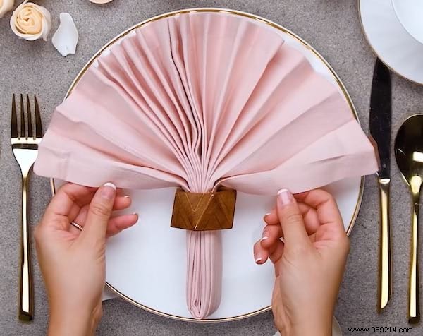 10 Stunning Napkin Folds: Elevate Your Table Settings Effortlessly