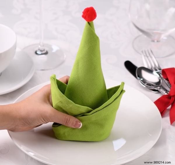 10 Stunning Napkin Folds: Elevate Your Table Settings Effortlessly