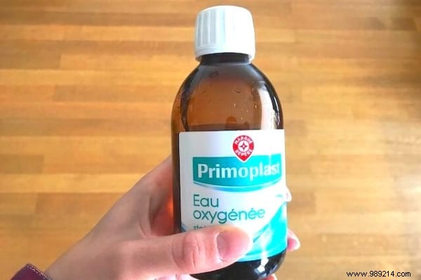 7 Proven Tips to Remove Blood Stains from White Clothes Effortlessly