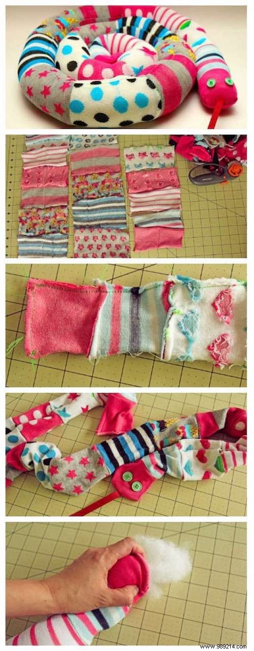 26 Genius DIY Ways to Upcycle Old Socks: Eco-Friendly Crafts for Home and Kids