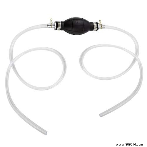 Mechanic s Proven Hack: Siphon Fuel from Your Car Tank Without Sucking or Pumps