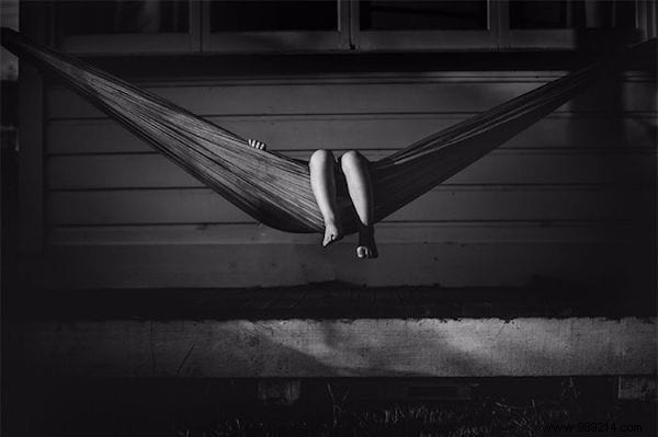 Niki Boon s Screen-Free Family Life: Stunning Black-and-White Photos of Childhood Joy