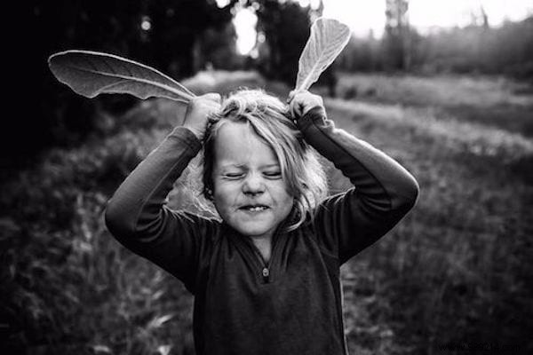 Niki Boon s Screen-Free Family Life: Stunning Black-and-White Photos of Childhood Joy