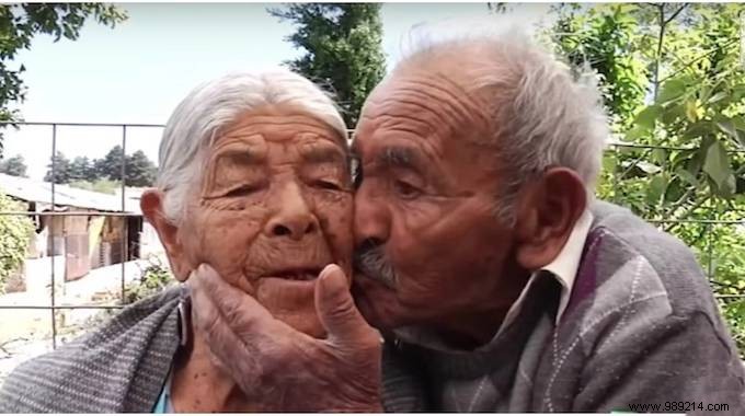 81 Years of Enduring Love: The Couple with 110 Great-Grandchildren Still Madly in Love