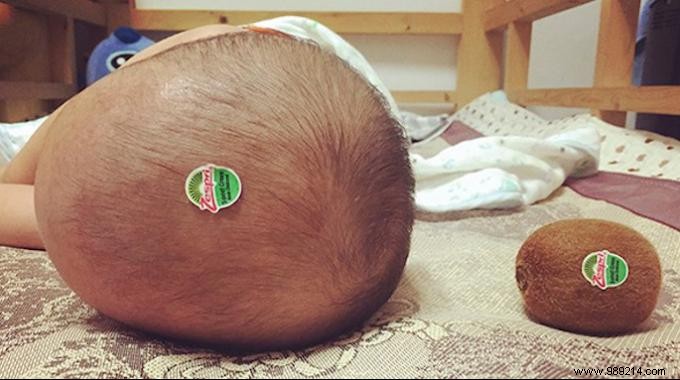 20 Hilarious Real-Life Photos of Dads Navigating Parenting Solo