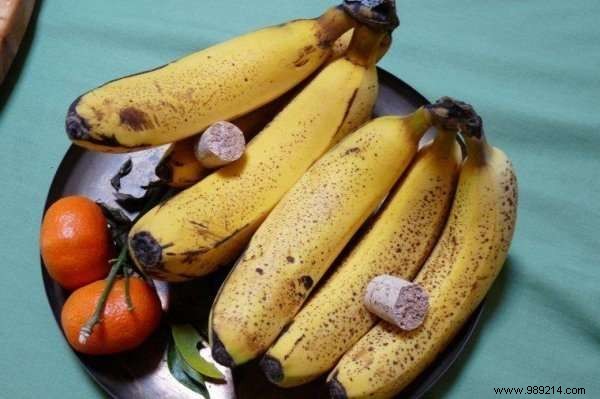 24 Everyday Items to Reuse Before Tossing Them: Proven Eco-Friendly Hacks