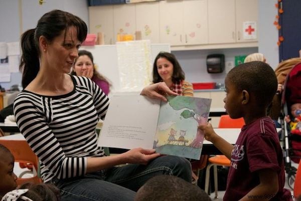2 Proven Tips from a Former Teacher to Help Kids Love Reading