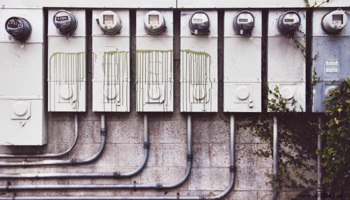 Laser Projectors Explained: Key Differences and Advantages Over Traditional Bulb Projectors