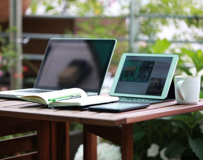 How to Choose the Best Portable Monitor: Key Factors for Optimal Performance